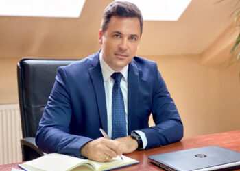 Božićna čestitka predsednika Skupštine grada Šapca Nemanje Pajića građanima Šapca koji Božić slave po gregorijanskom kalendaru