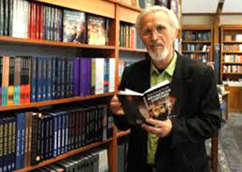 Pesnikove strofe dušom rimovane