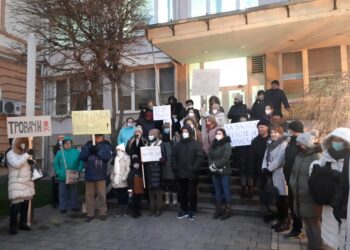 Ispred zgrade Gradske uprave održan protest zbog zagađenog vazduha