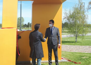 Svečano otvorena skulptura ,,Dijalog” umetnika Marka Vukše