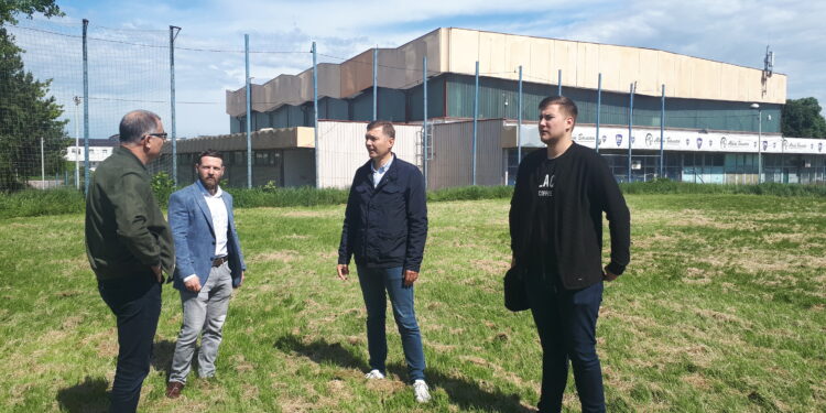 Savesno smo upravljali, nismo poklanjali imovinu kao lažna gradska vlast, rekao Zelenović