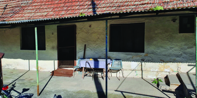 Socijalno ne reaguje na pozive, komšije pomažu koliko i kad mogu