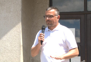 Ministar tvrdi da seljaci imaju više para od njega