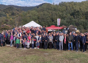 Osvećen parohijski dom u Uzovnici i temelji crkve u Lonjinu