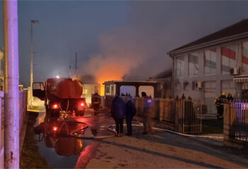 Požar u fabrici Abbott enterijeri