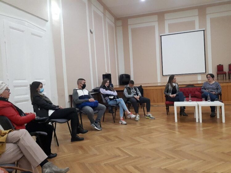 Promovisana knjiga „Zovite me Esteban“ u Kulturnom centru