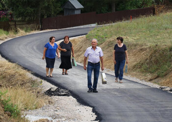 U Desiću asfaltirano 2,1 kilometar puta