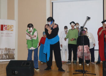 Humanitarna predstava ,,Maske”