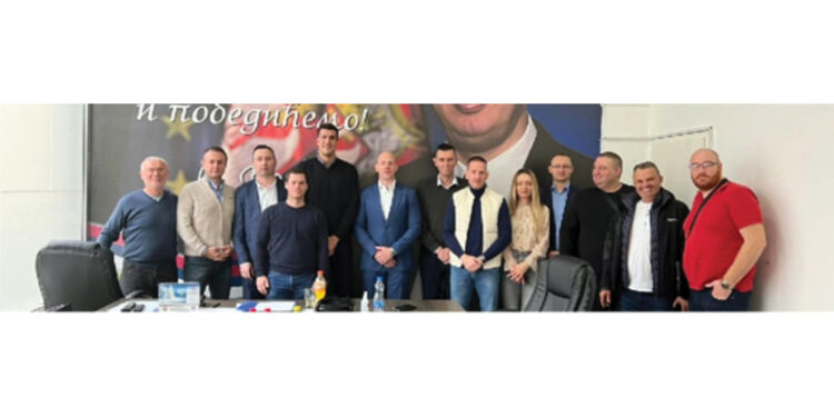 Član Glavnog odbora SNS-a Marko Kešelj posetio GO SNS Šabac.
