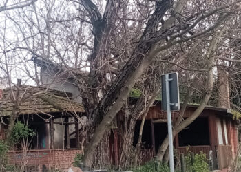 Orasi ostali, restoran urušen