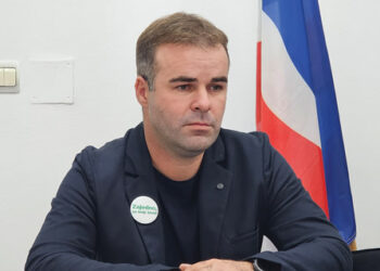 SNS vlast za dve i po godine potrošila skoro 12 milijardi dinara, na šta?