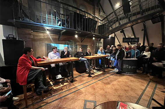 ProGlas se proširio Sremom: Protest u Karlovcima, pa tribina u Mitrovici