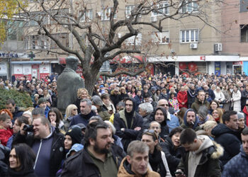 Više hiljada Nišlija na najvećoj tribini ProGlasa!