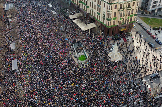 Više od 10.000 ljudi na protestu ProGlasa u Beogradu!