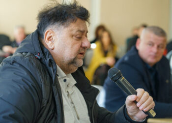 Bivši policajac proglašen krivim za krivično delo ugrožavanje sigurnosti i vređanja novinara Vladimira Mitrića