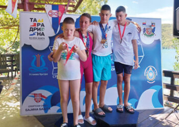 Šabački plivači na maratonu u jezeru Perućac