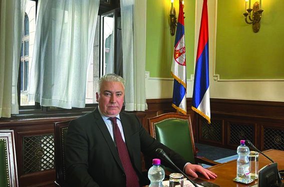 Cilj vlasti je apsolutna kontrola medija i informacija koje dolaze do građana