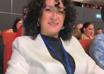 “Savijanje” novinara uzrokovano jačinom novinarske KIČME