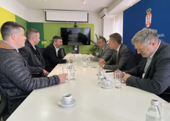 Ministar Martinović sa predstavnicima Udruženja proizvođača svinja Mačva o nastavku rada novooformljene Radne grupe za unapređenje proizvodnje i prerade svinjskog mesa