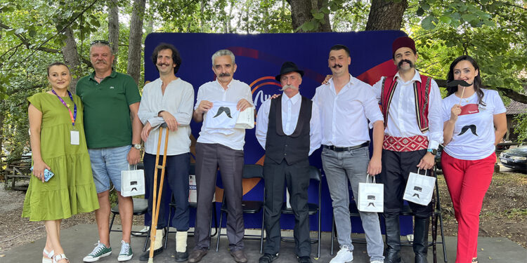 Tršić slavio brkove i duh tradicije na festivalu LilaLo