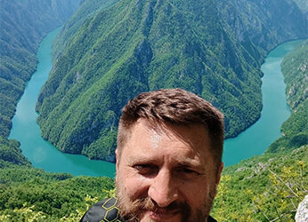 Ti si došao da me biješ u mom gradu