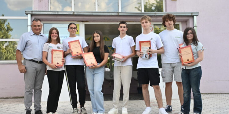 Vidovdanska dodela nagrada u OŠ ,,Laza K. Lazarević”, Šabac