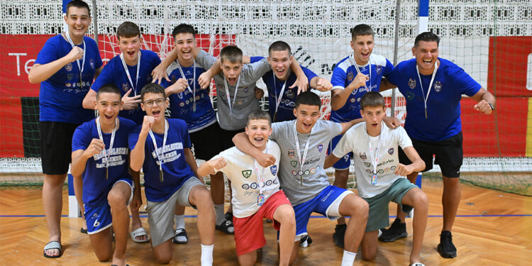 Naši mladi rukometaši trijumfovali u Splitu