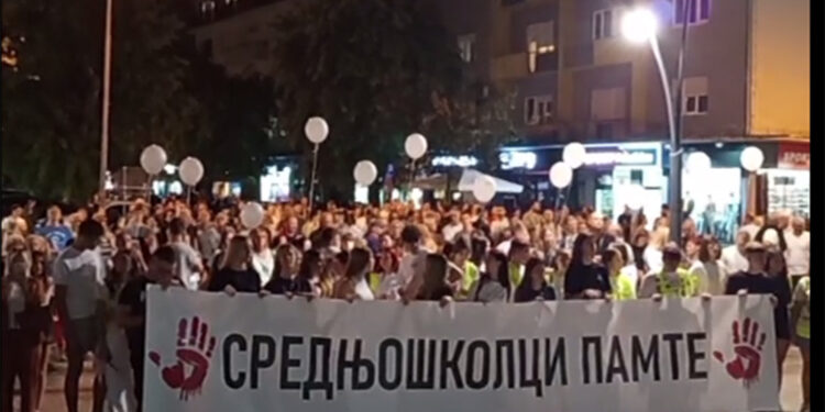 Lepo lice mladosti