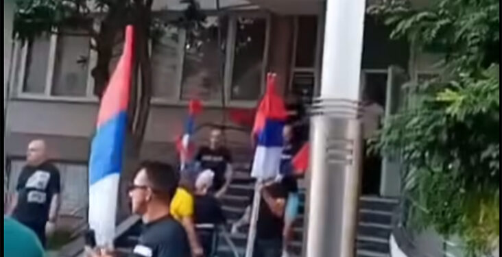 Da li je zgrada Gradske uprave vlasništvo SNS-a