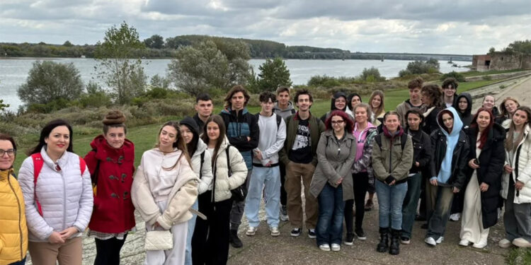 Češki gimnazijalci u Šapcu