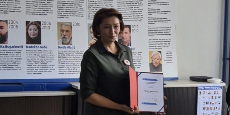 Verici Marinčić uručena nagrada za etiku i hrabrost „Dušan Bogavac“