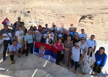 Pričešće u pećini Hristovog rođenja i pogruzenje u reci Jordan