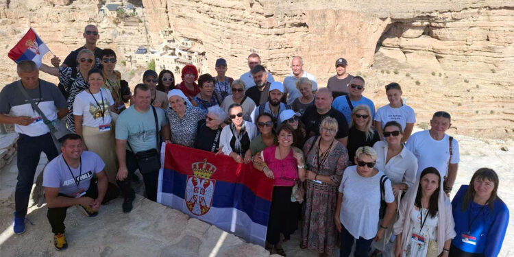 Pričešće u pećini Hristovog rođenja i pogruzenje u reci Jordan