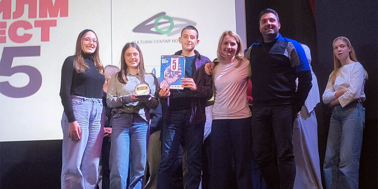 Ponovo zlatni – „Šapat vetra“ doneo novi sjaj Lazinoj školi