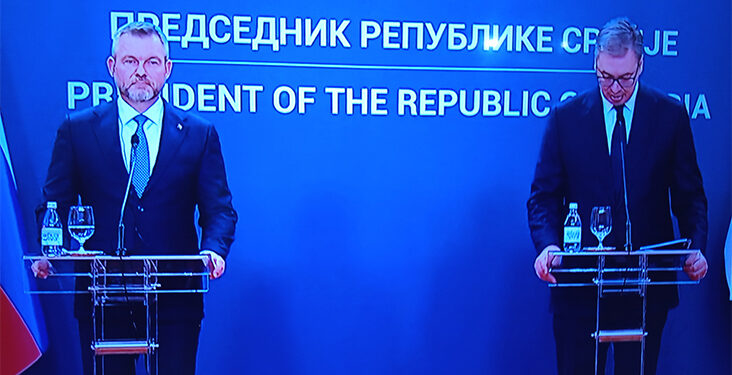 Slovačka je izabrala institucije, Srbija je izabrala vlast