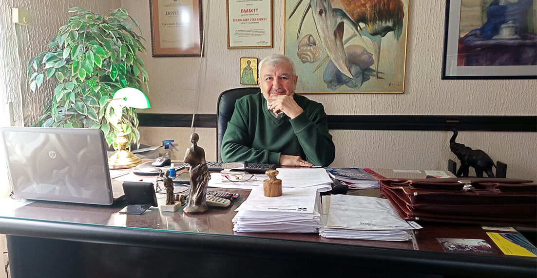 Crtice iz advokatskog posla