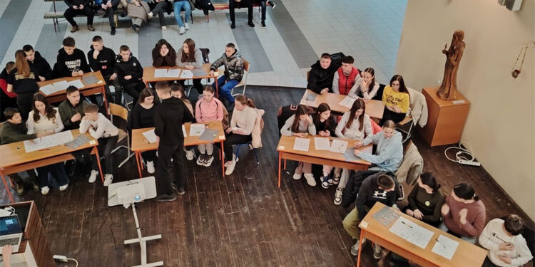 Saradnja Osnovne škole i OU „Krivotorbići“ kroz kviz