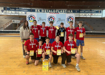 Zlatno za osnovce, srebro za srednjoškolke