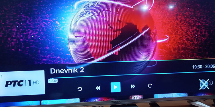 Informisanje ili hipnoza?