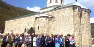 Hodočašće Malom Ostrogu, Lovnici i Papraći